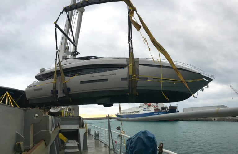 Why Yacht Dealers Trust Cross Chartering Yacht Transport for Yacht Transport Services